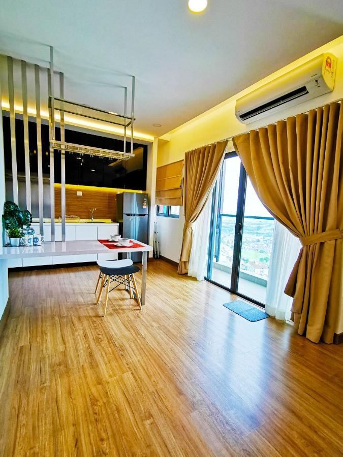 Apartamento Simfoni Level 39 Superior Designer Studio With 100Mbps Wifi & Netflix Kampong Baharu Balakong Exterior foto
